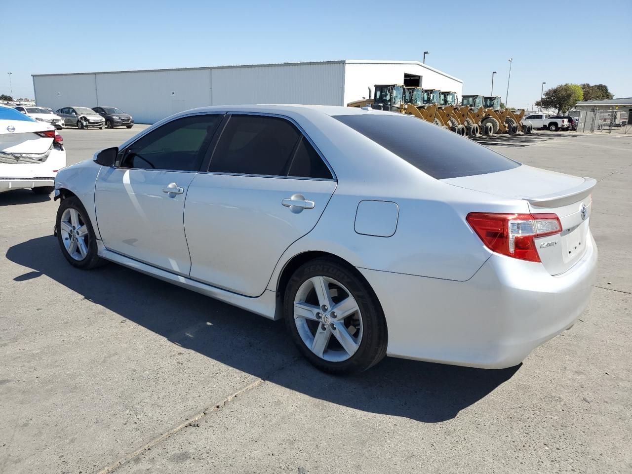2014 TOYOTA CAMRY