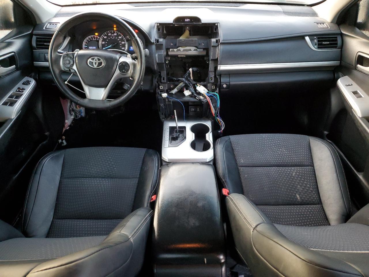 2014 TOYOTA CAMRY