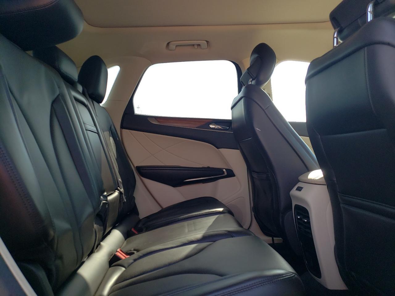 2015 LINCOLN MKC