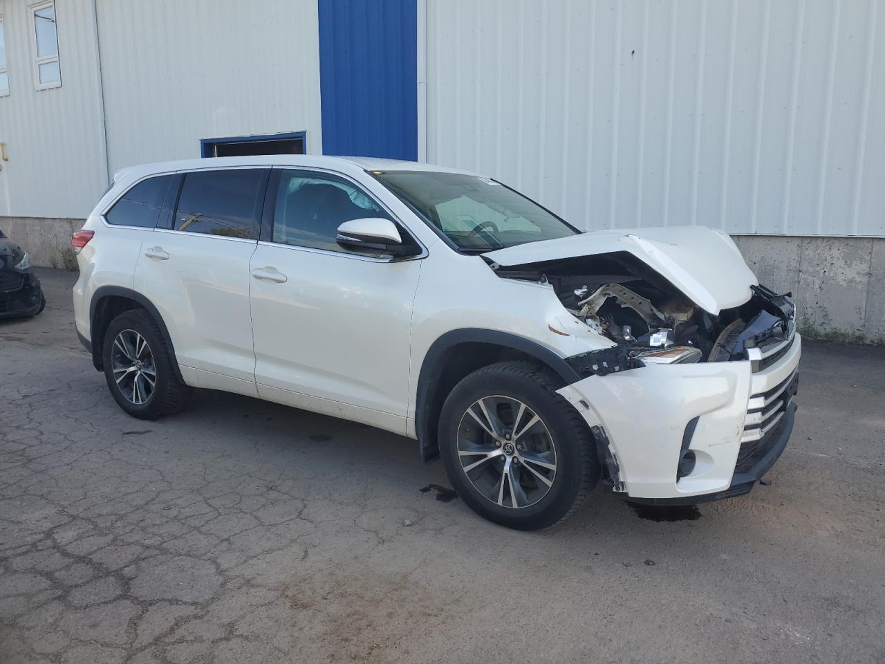 2017 TOYOTA HIGHLANDER