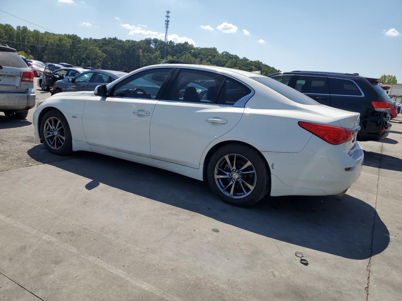2017 INFINITI Q50