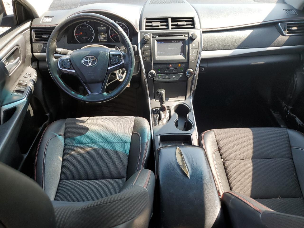 2017 TOYOTA CAMRY