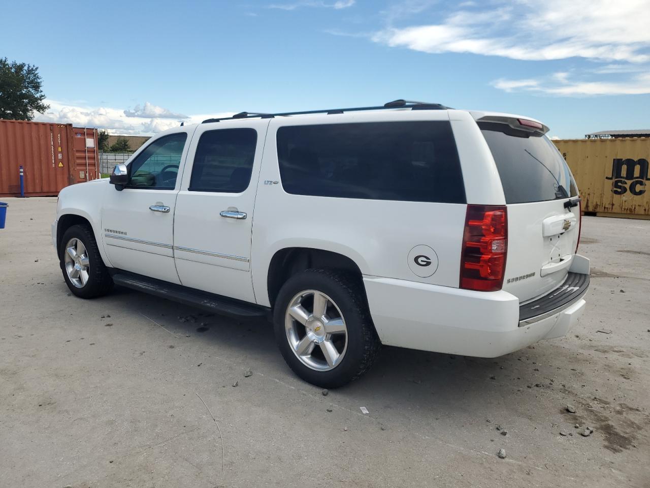 2011 CHEVROLET Suburban