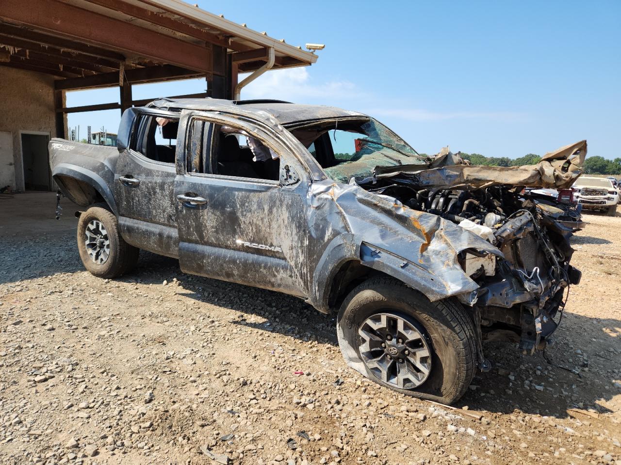 2016 TOYOTA TACOMA
