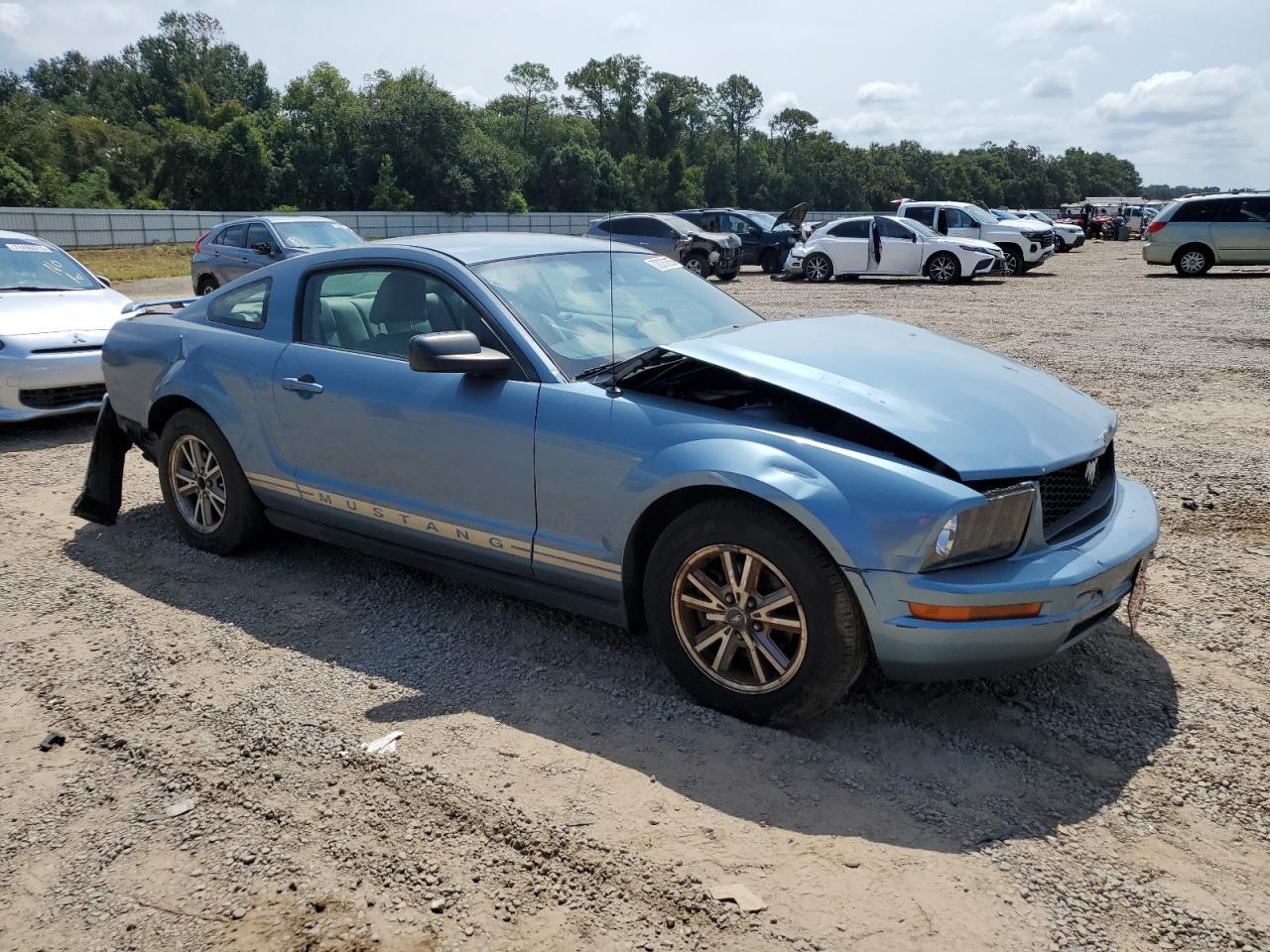 2005 FORD MUSTANG