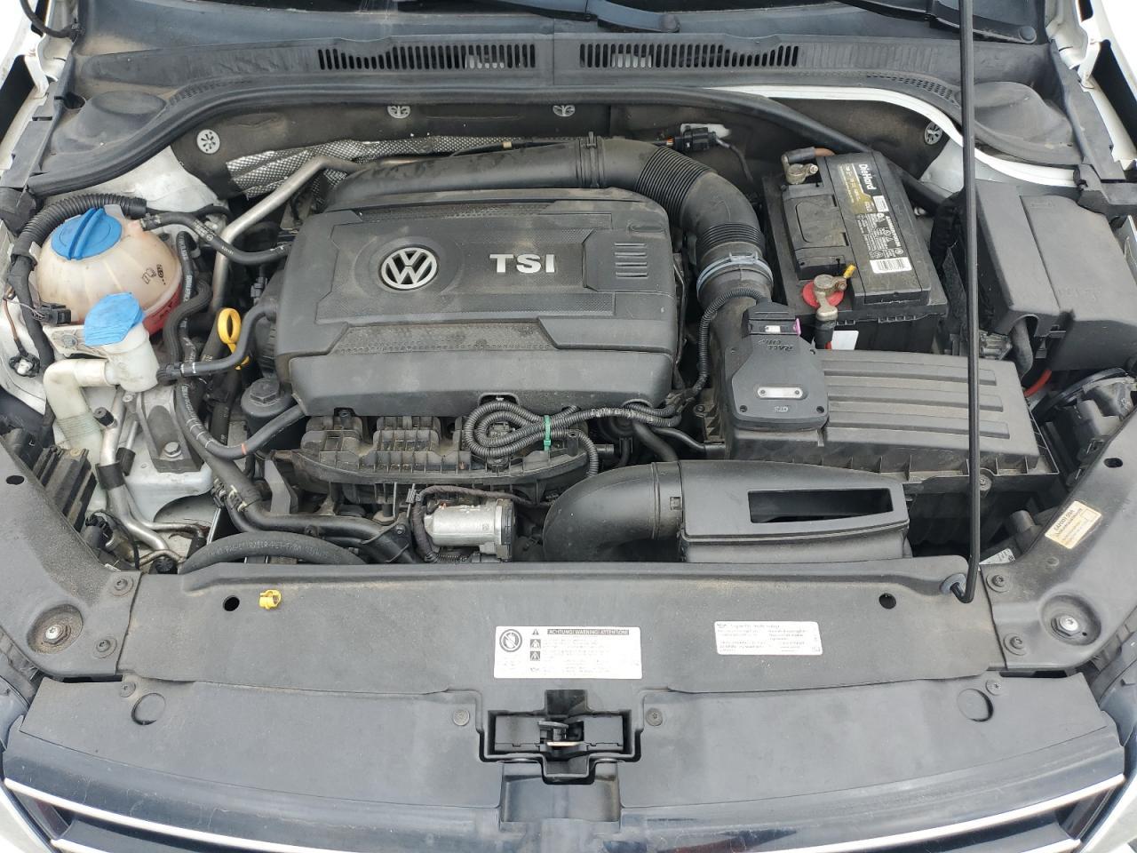 2015 VOLKSWAGEN JETTA
