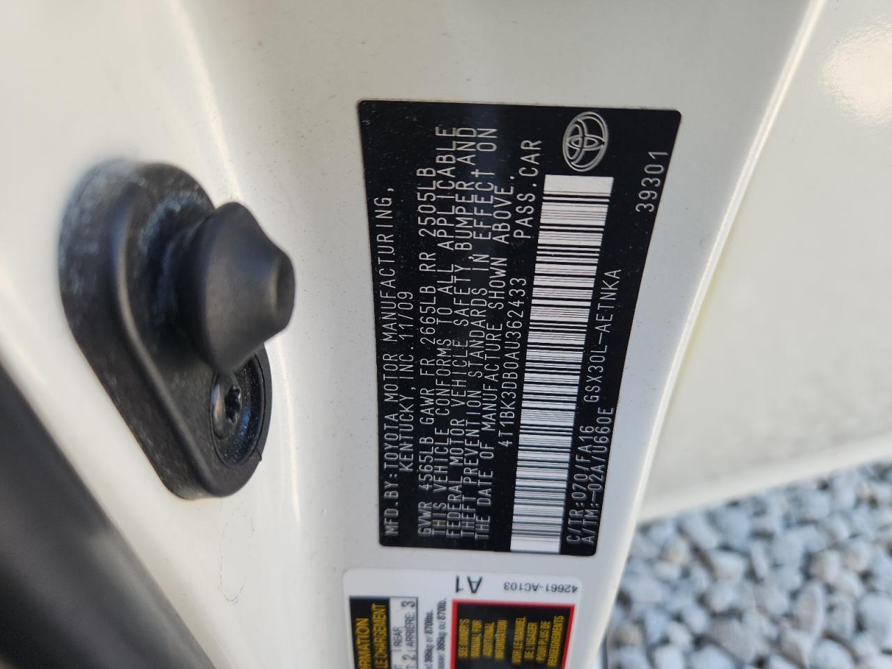 2010 TOYOTA Avalon