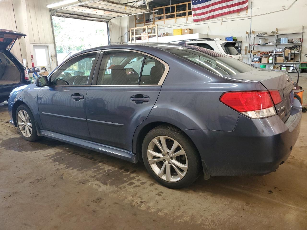 2013 SUBARU Legacy