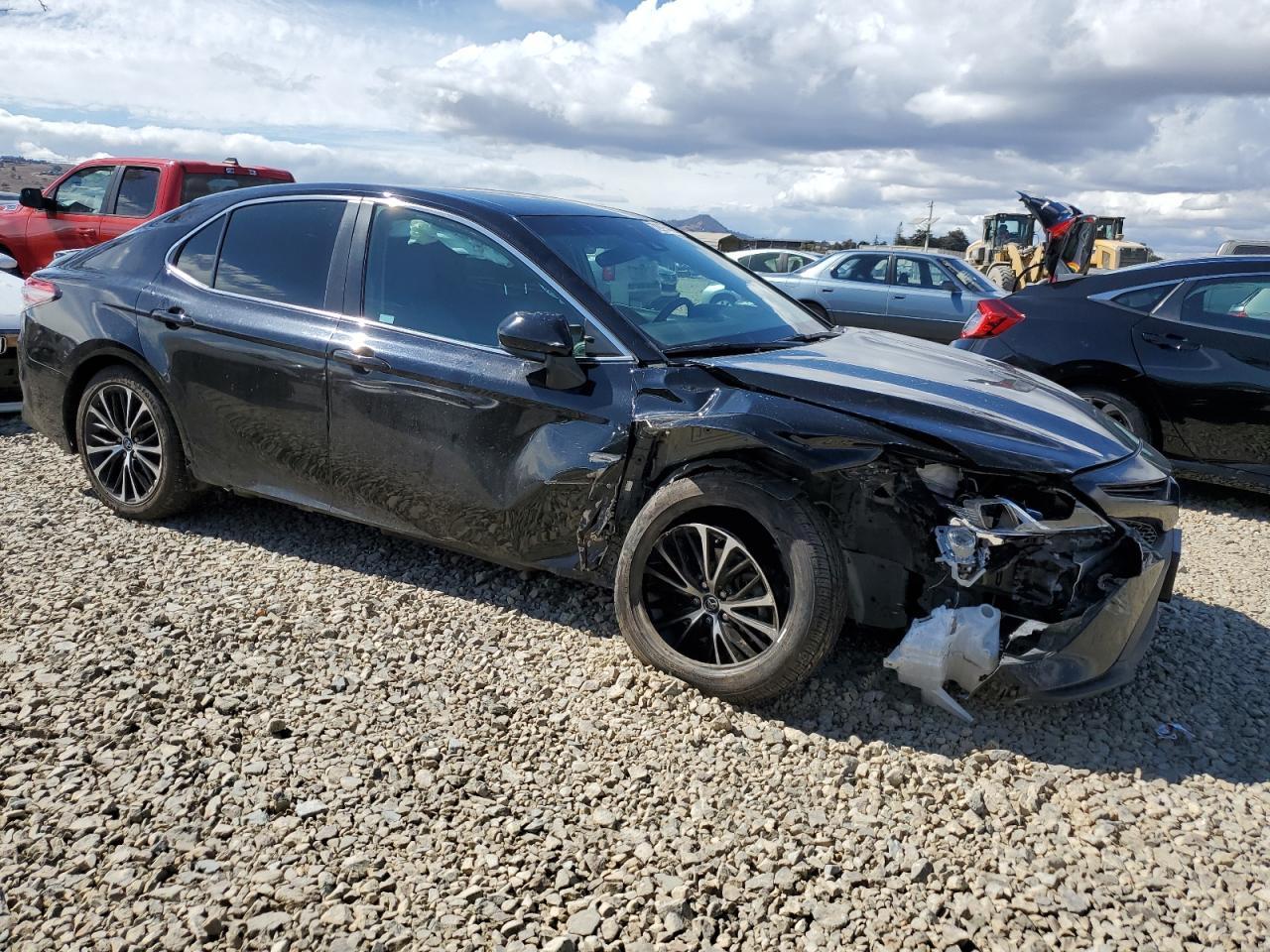 2019 TOYOTA CAMRY
