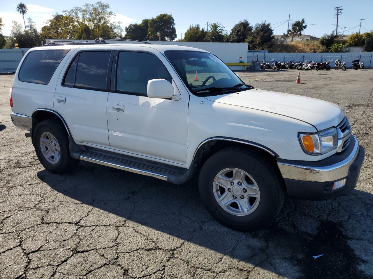 2002 TOYOTA 4Runner