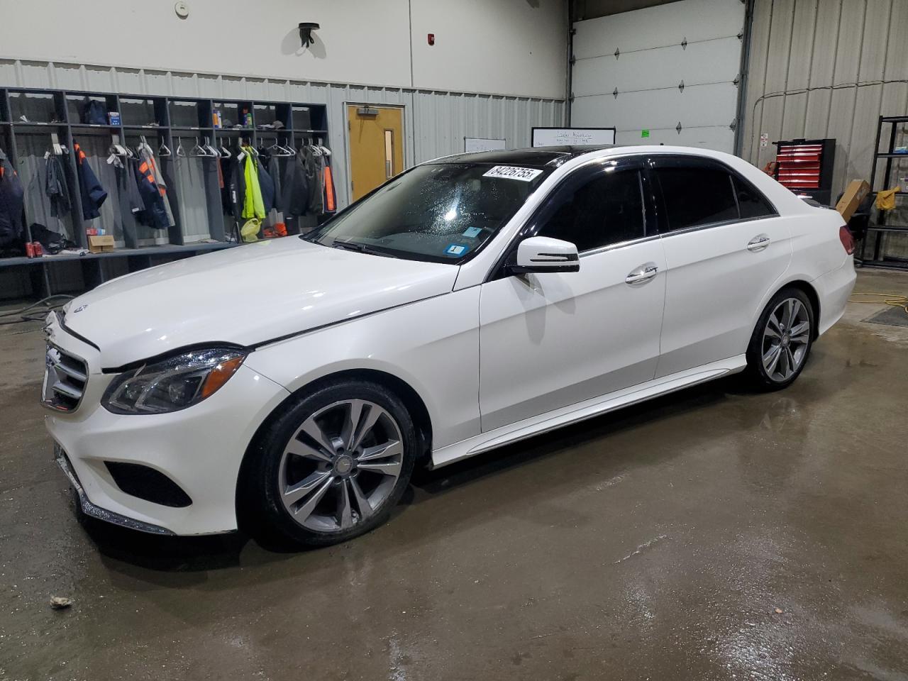 2015 MERCEDES-BENZ E-Class