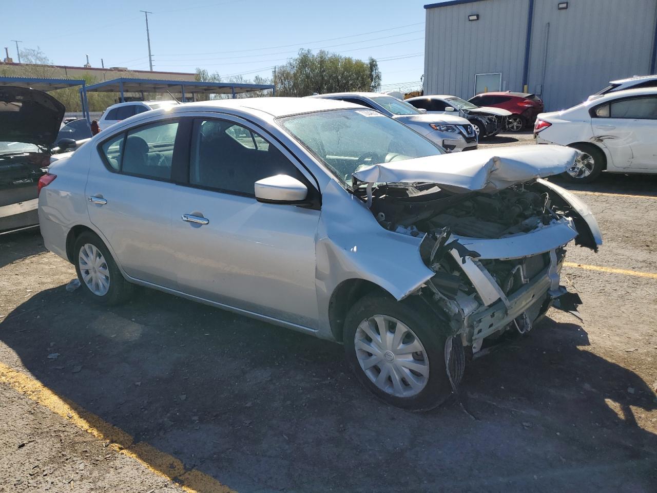 2019 NISSAN VERSA
