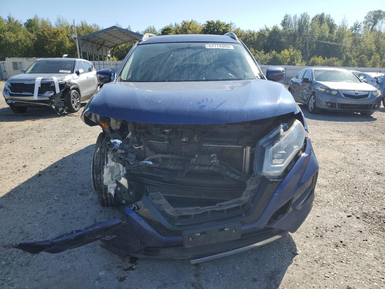 2017 NISSAN ROGUE