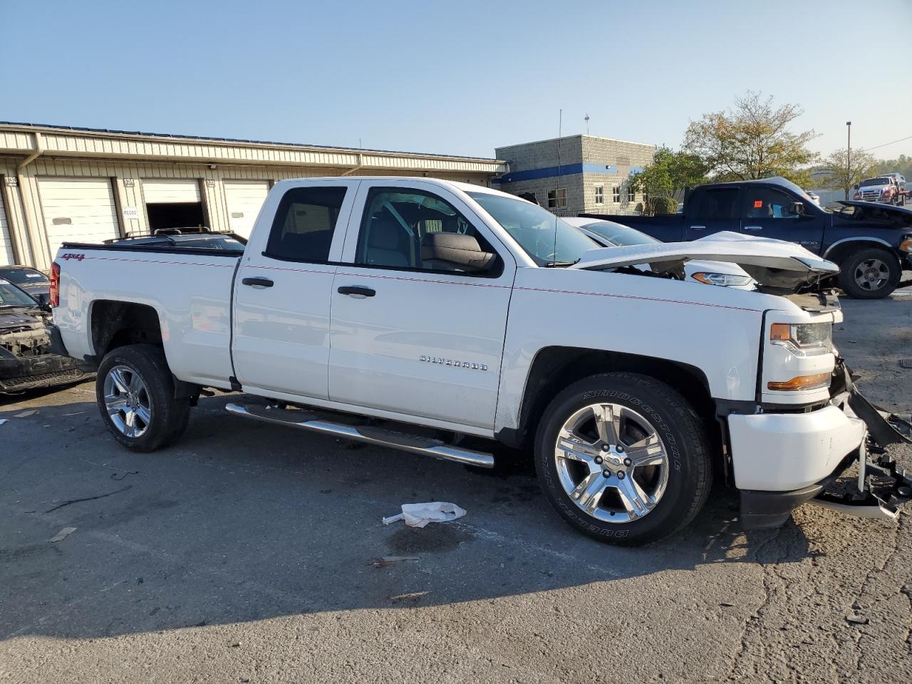 2018 CHEVROLET Silverado