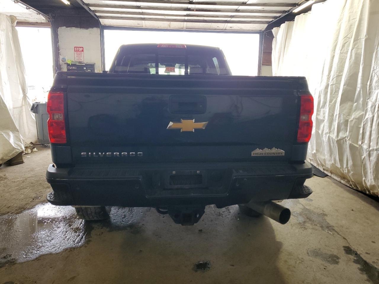 2018 CHEVROLET Silverado