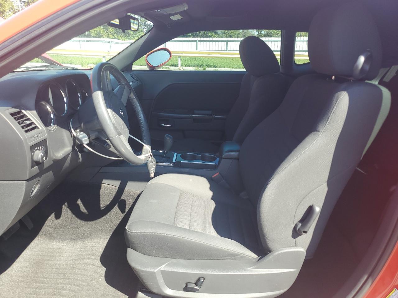 2010 DODGE Challenger
