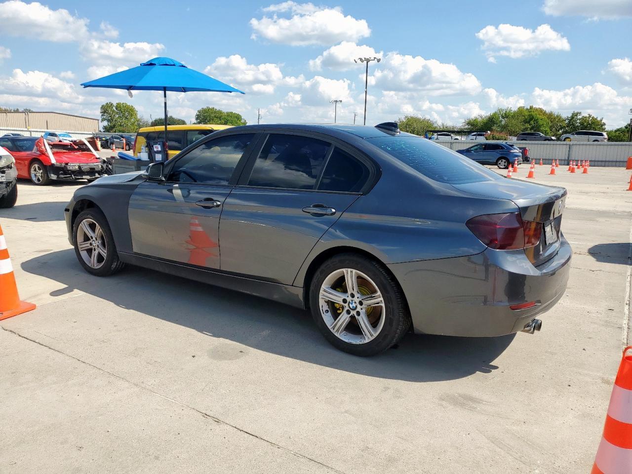 2013 BMW 3 SERIES