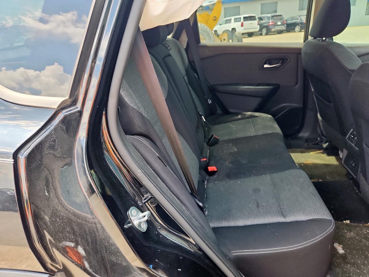 2021 NISSAN ROGUE