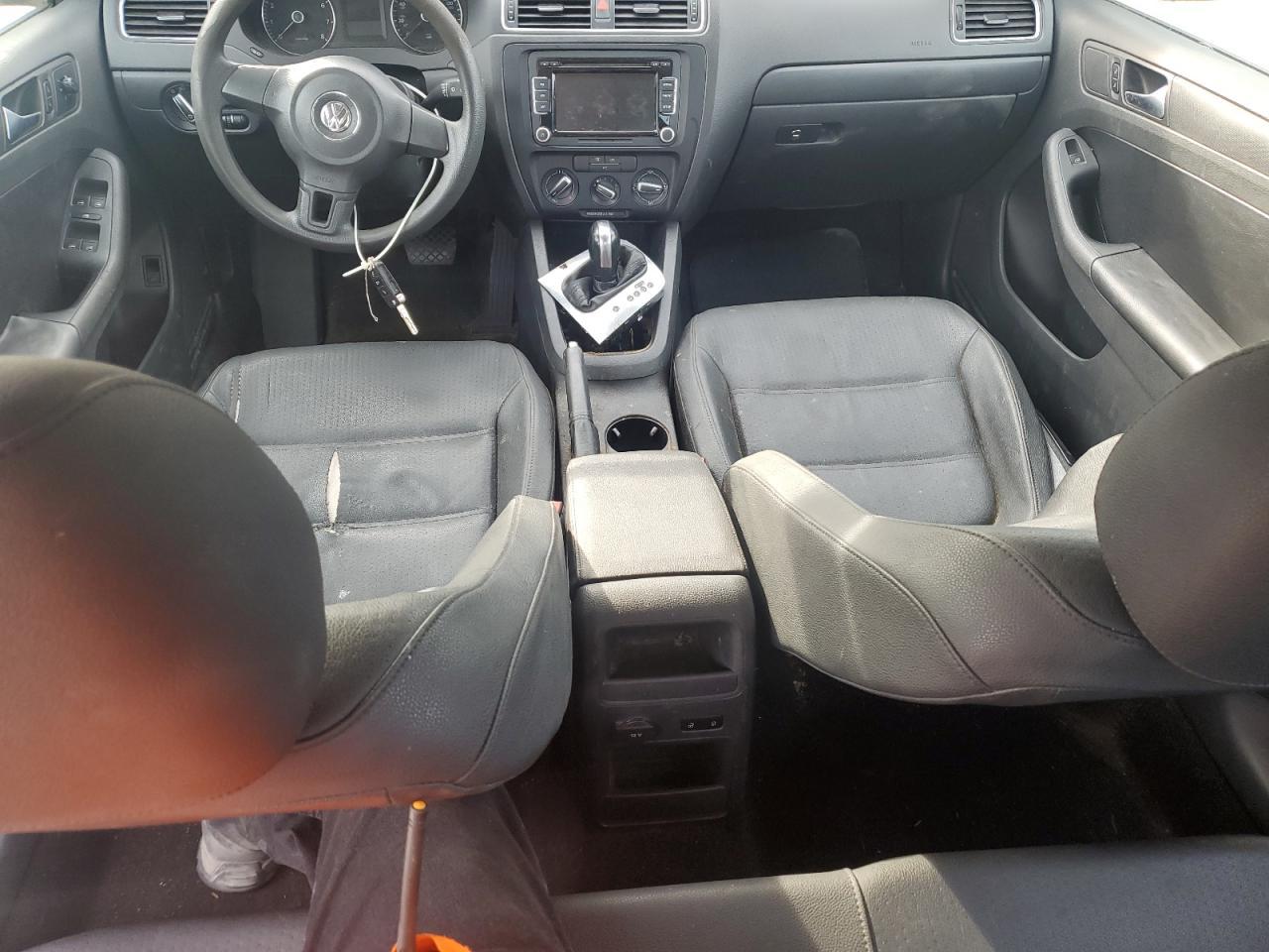 2012 VOLKSWAGEN JETTA