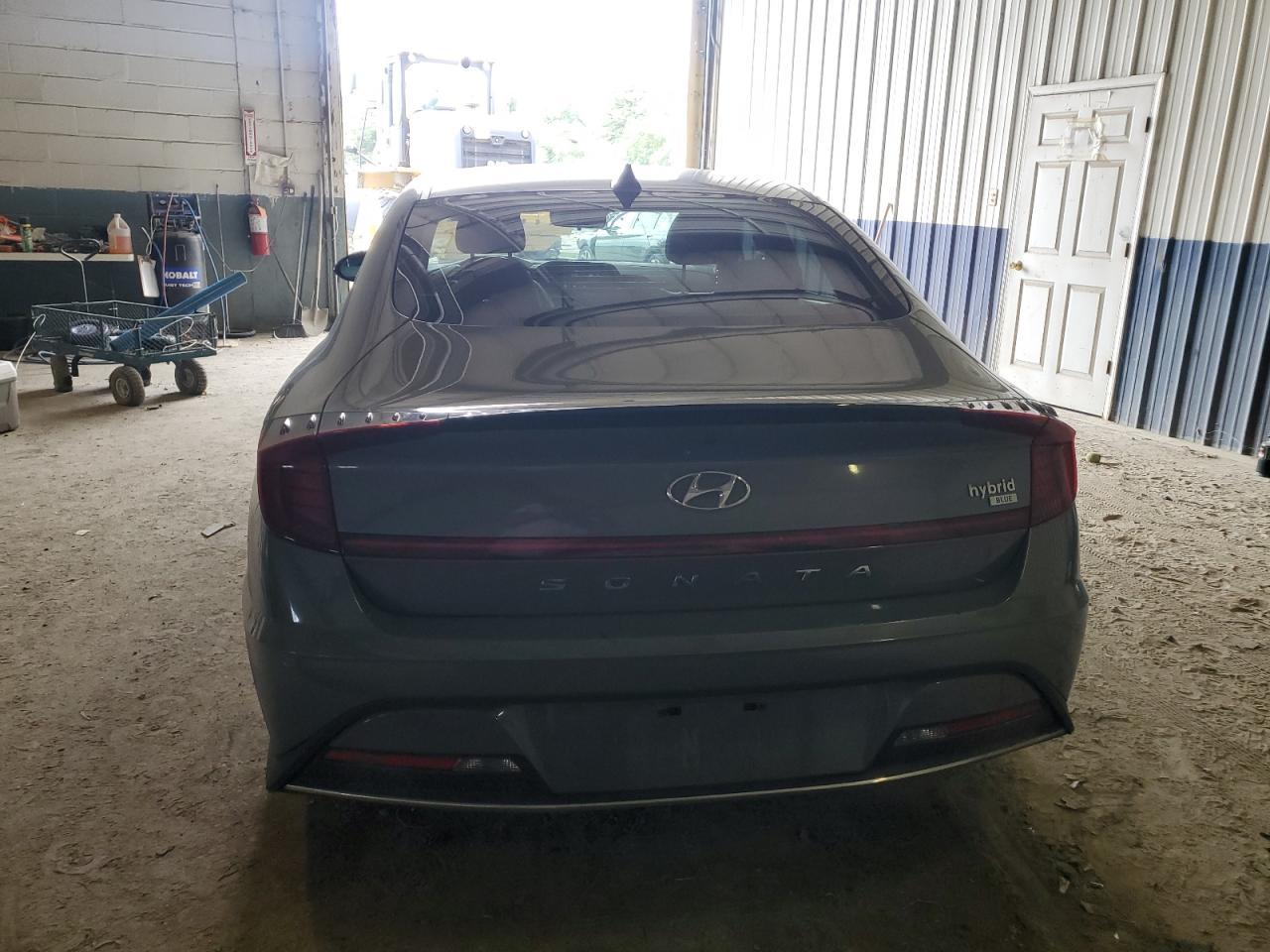 2022 HYUNDAI SONATA