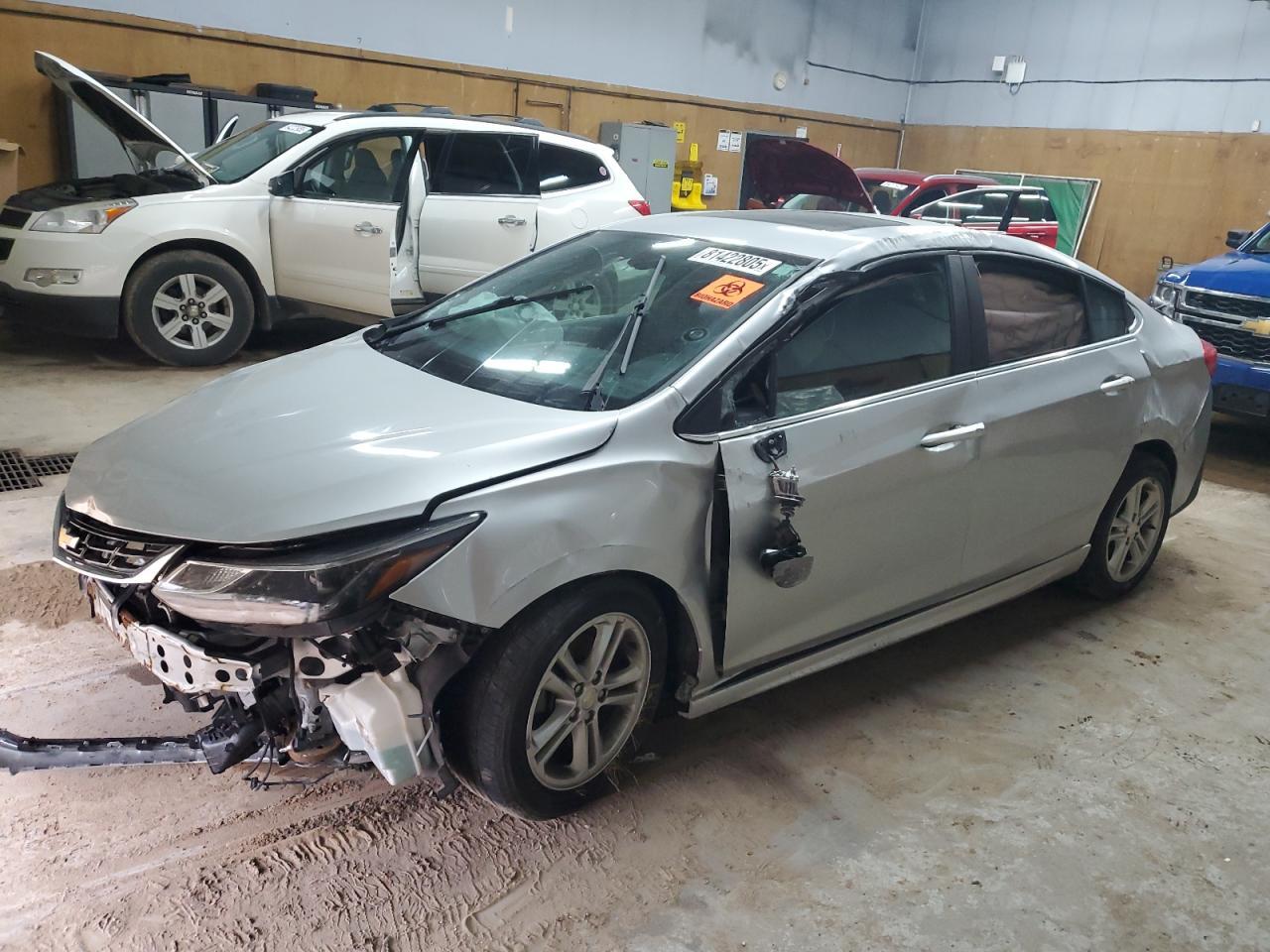 2016 CHEVROLET CRUZE