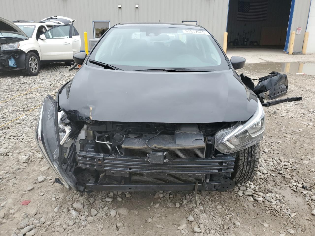 2021 NISSAN VERSA