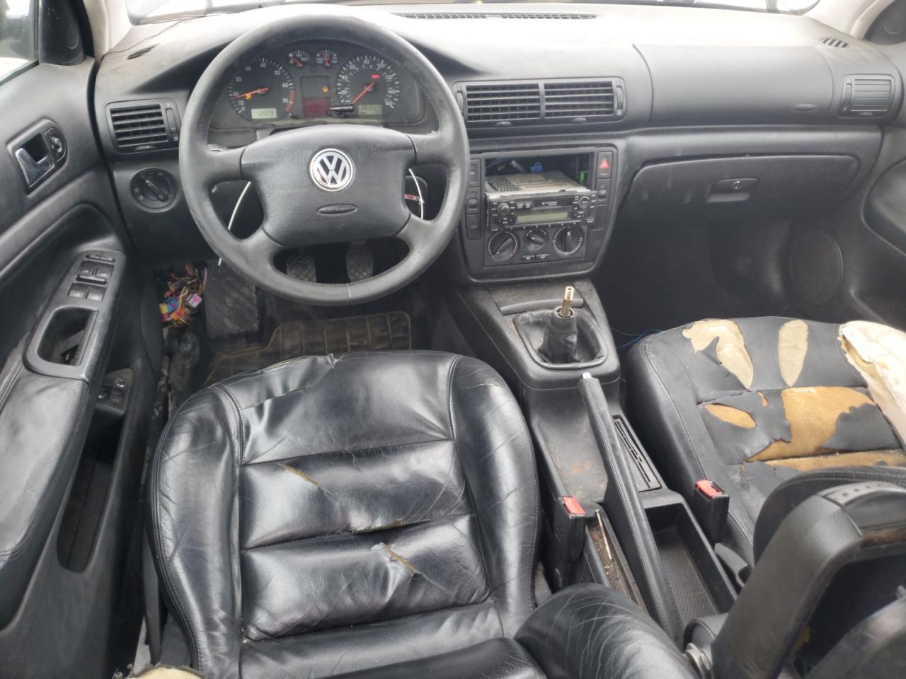 2000 VOLKSWAGEN Passat