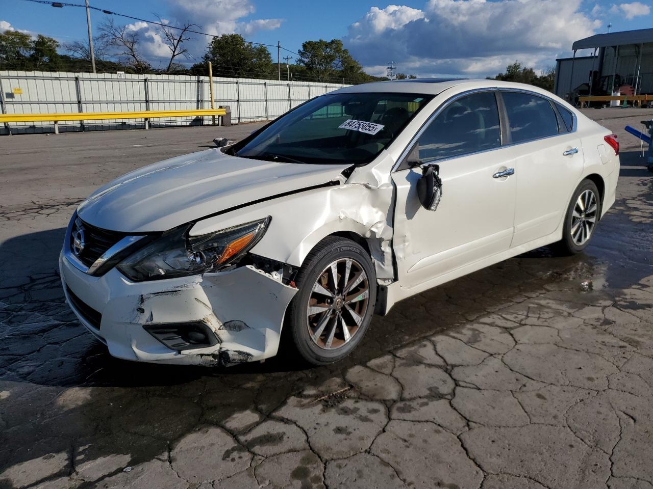 2016 NISSAN ALTIMA