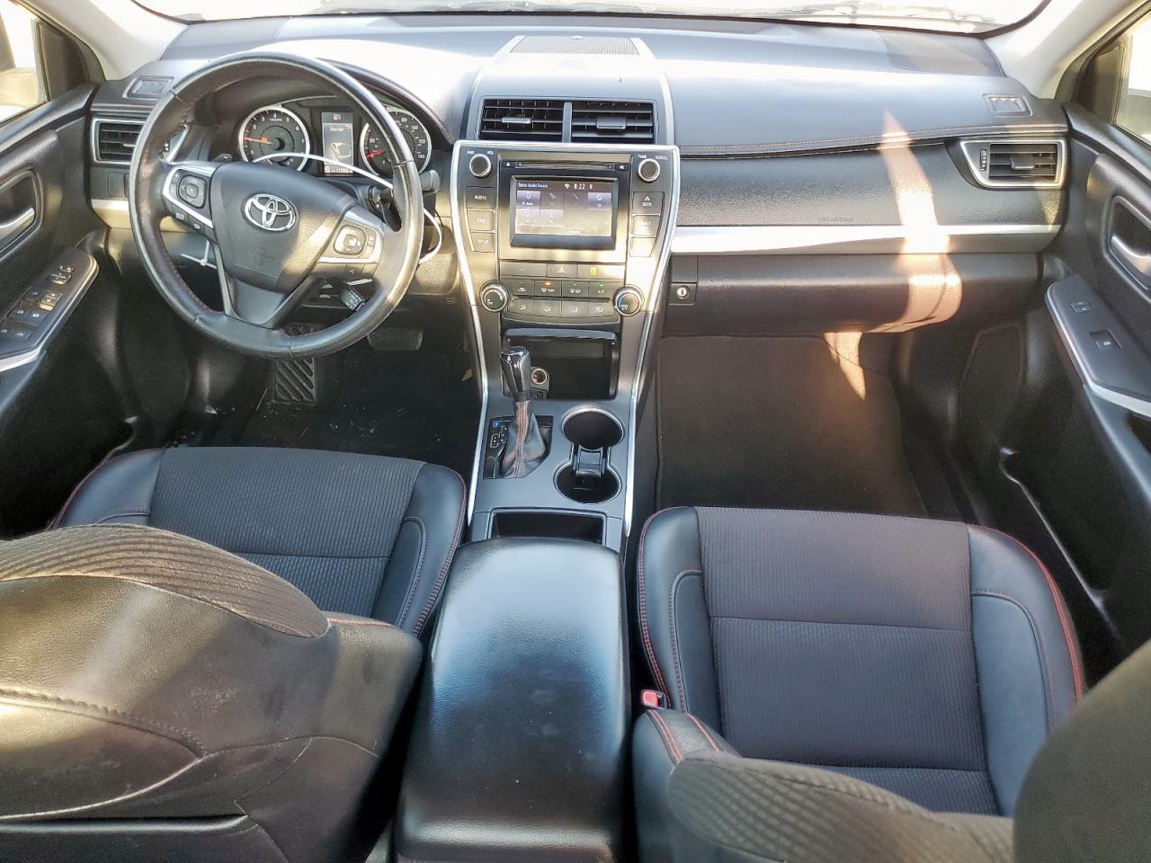 2017 TOYOTA CAMRY