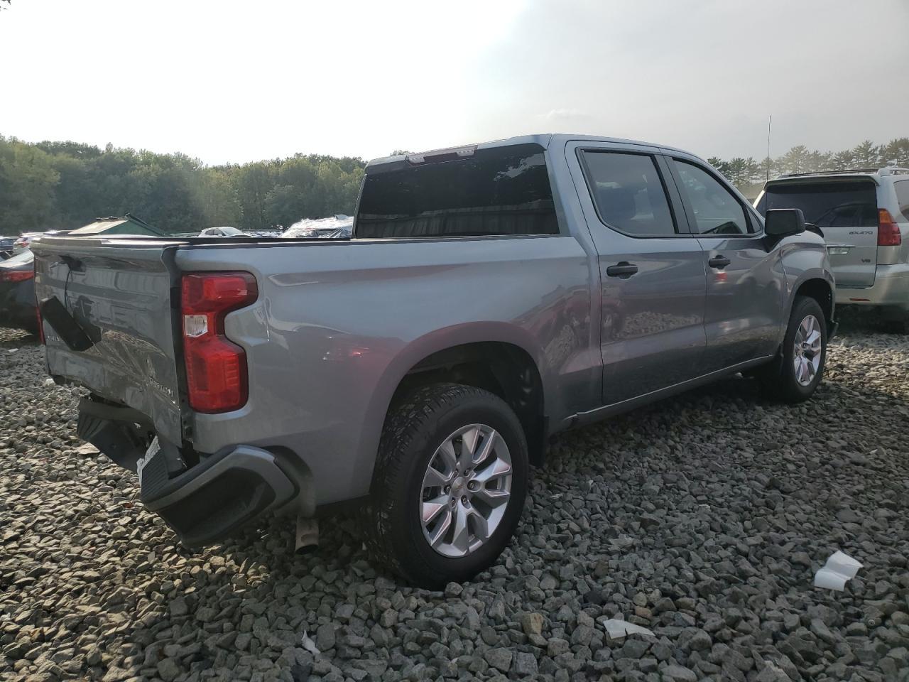 2024 CHEVROLET Silverado