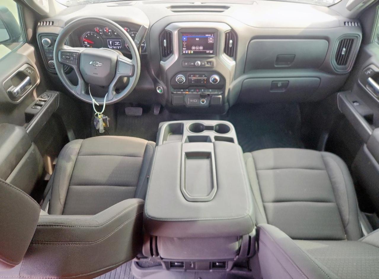 2024 CHEVROLET Silverado