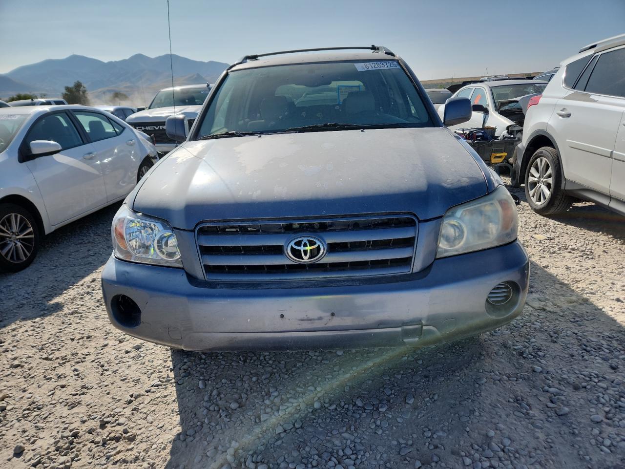 2004 TOYOTA HIGHLANDER