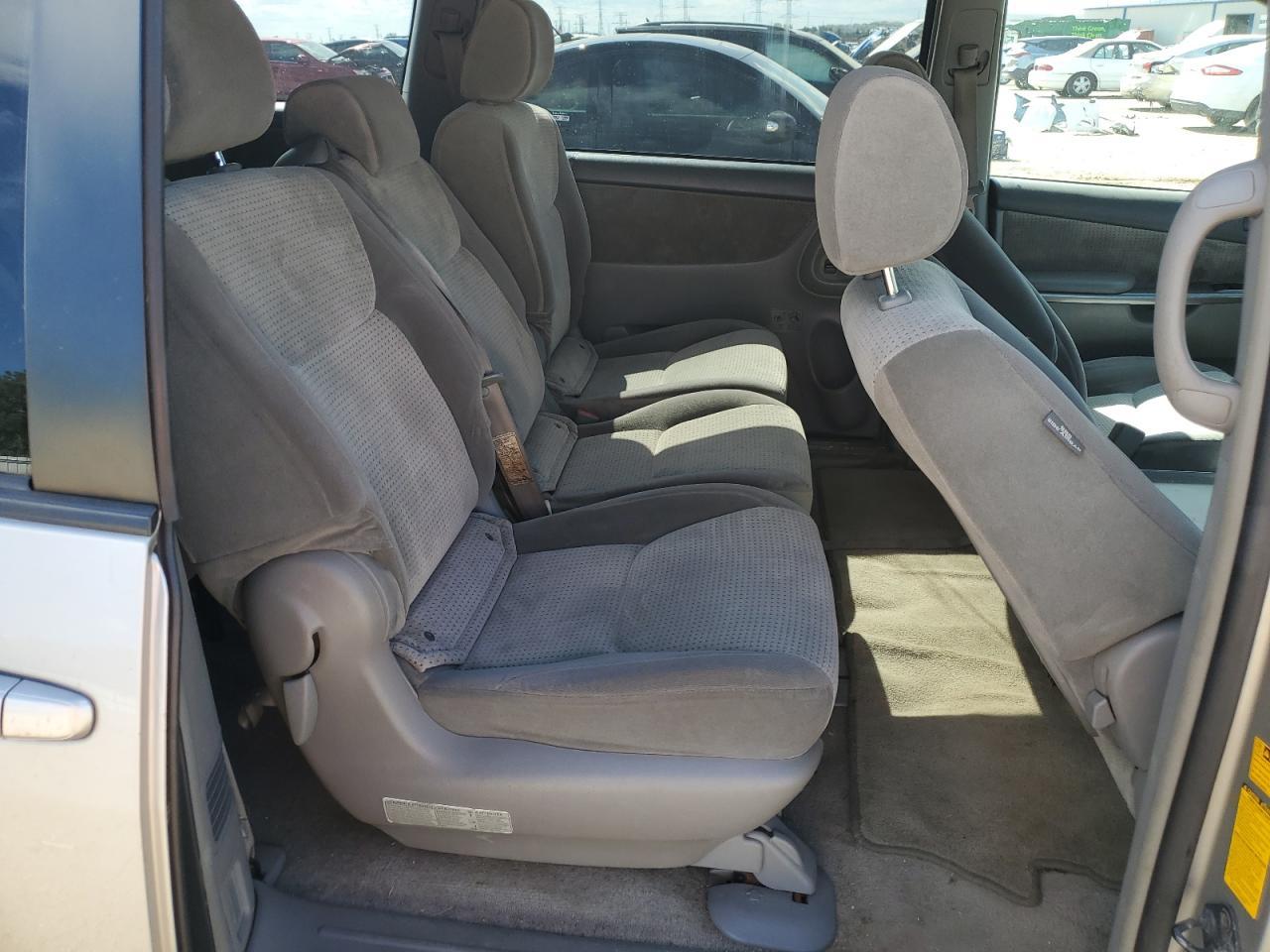 2008 TOYOTA SIENNA