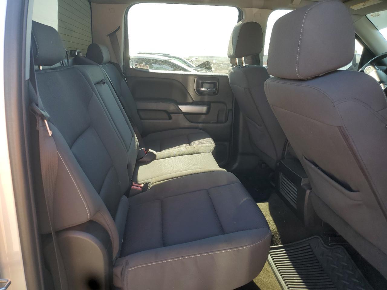 2018 CHEVROLET Silverado