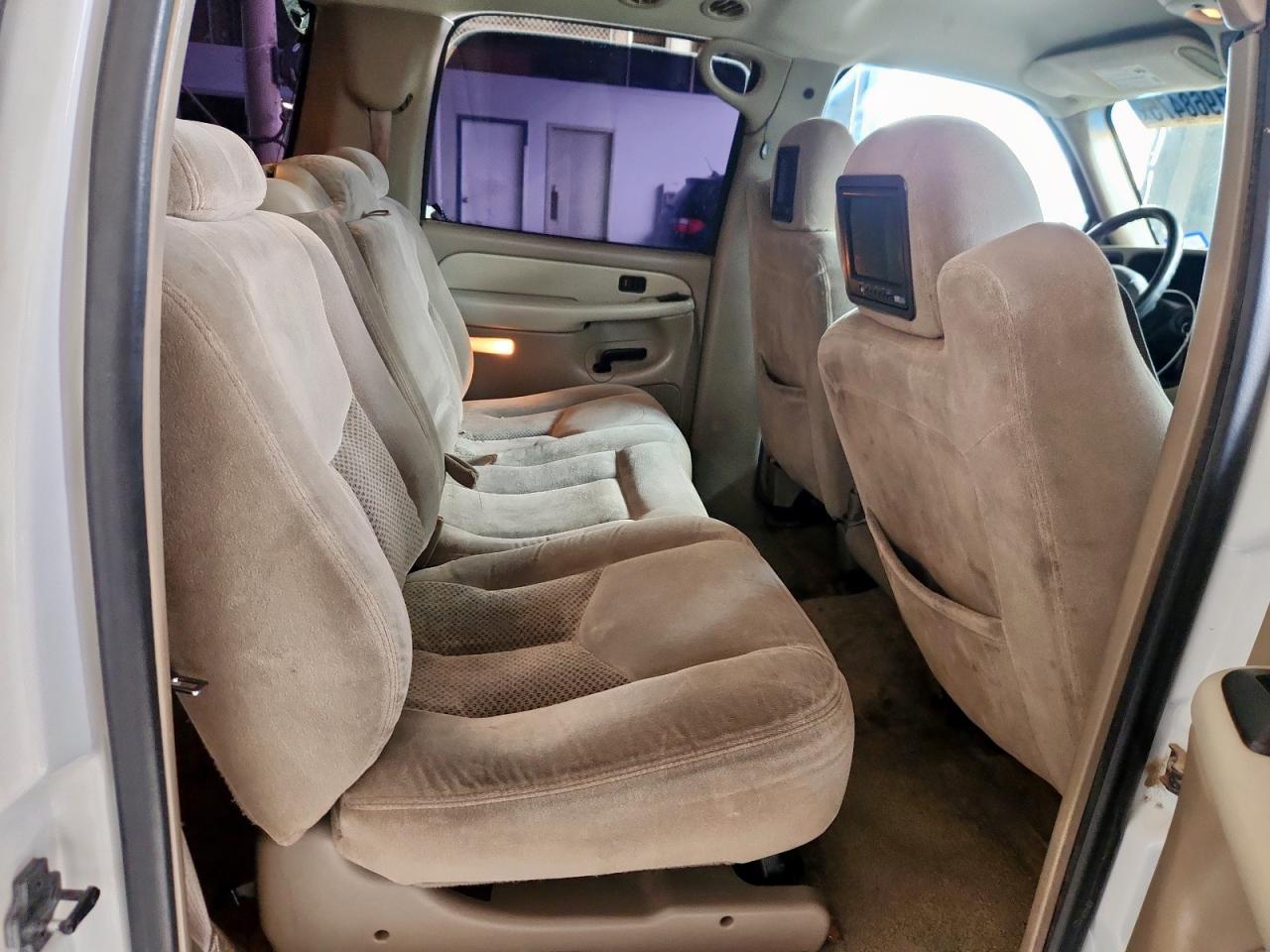 2003 CHEVROLET Suburban