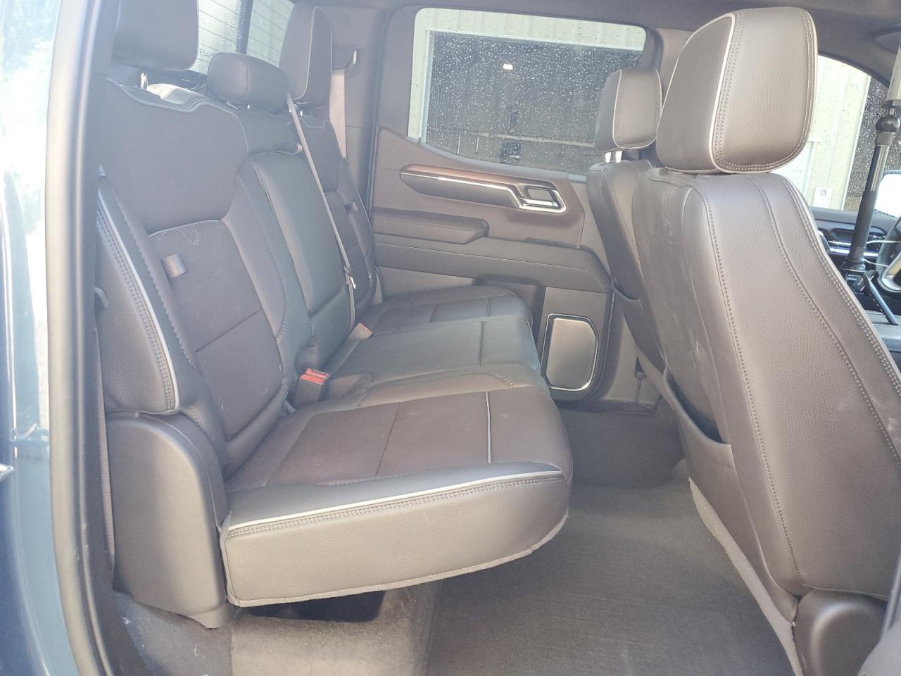 2024 GMC Sierra