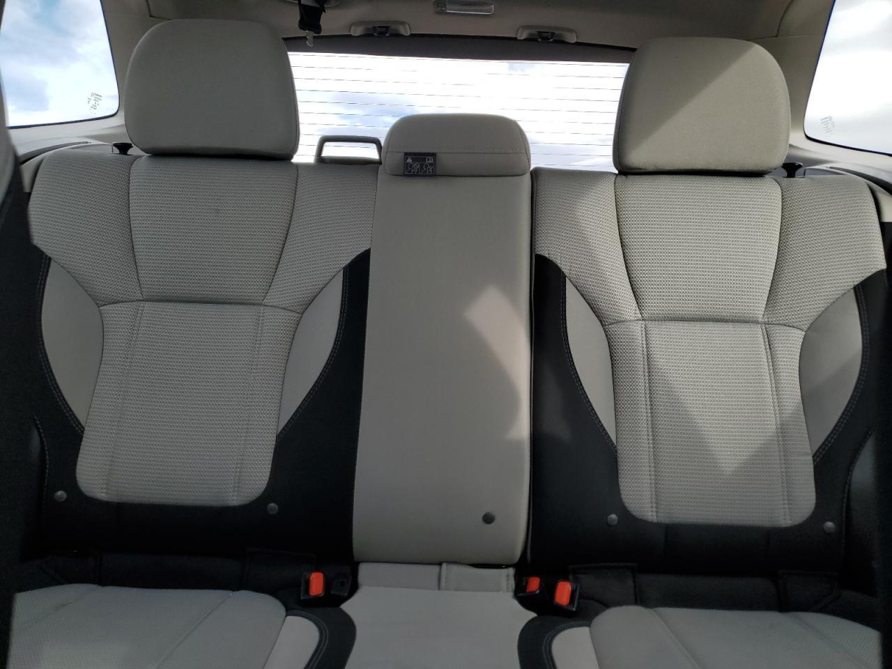2022 SUBARU FORESTER
