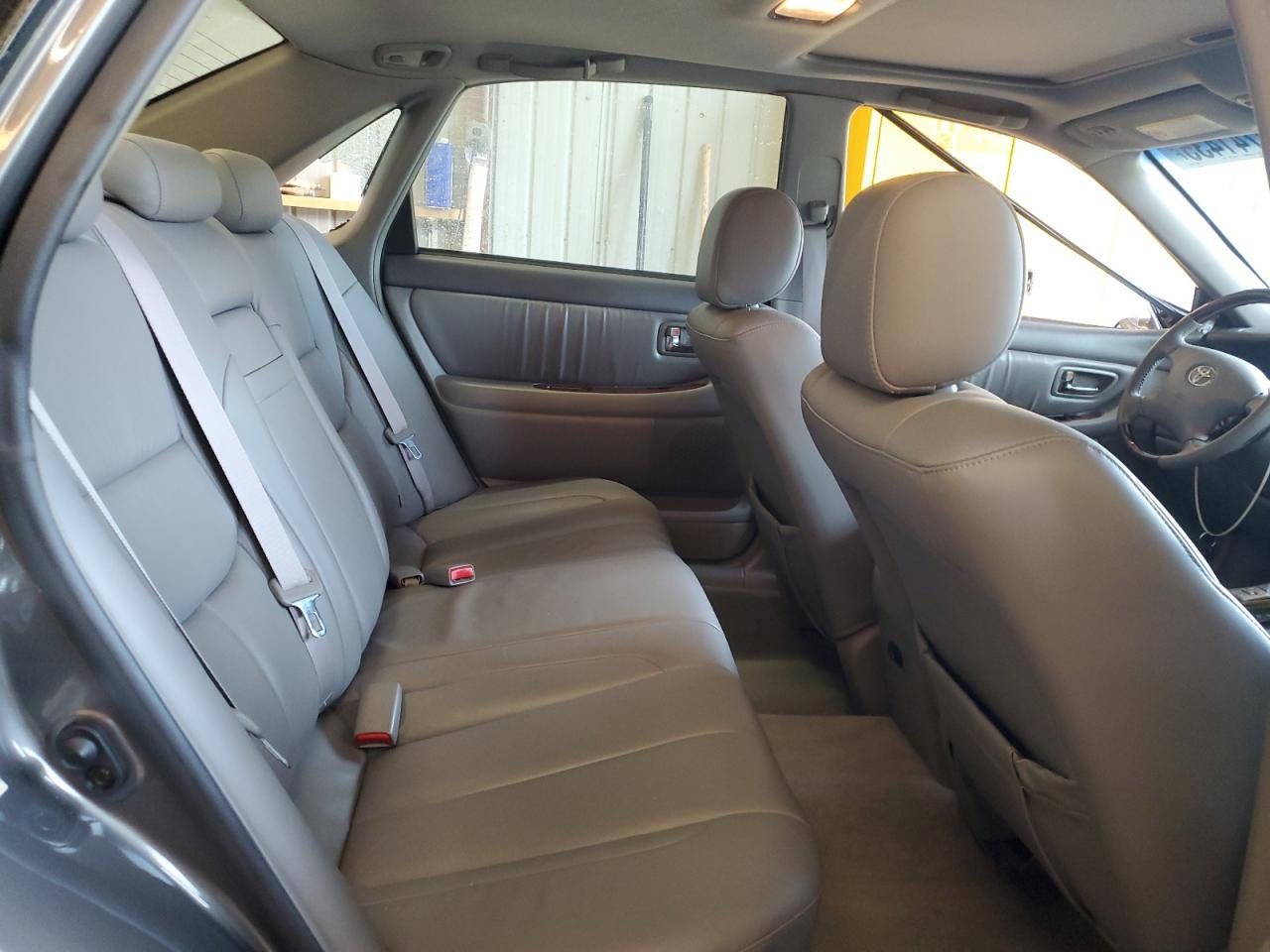 2003 TOYOTA Avalon
