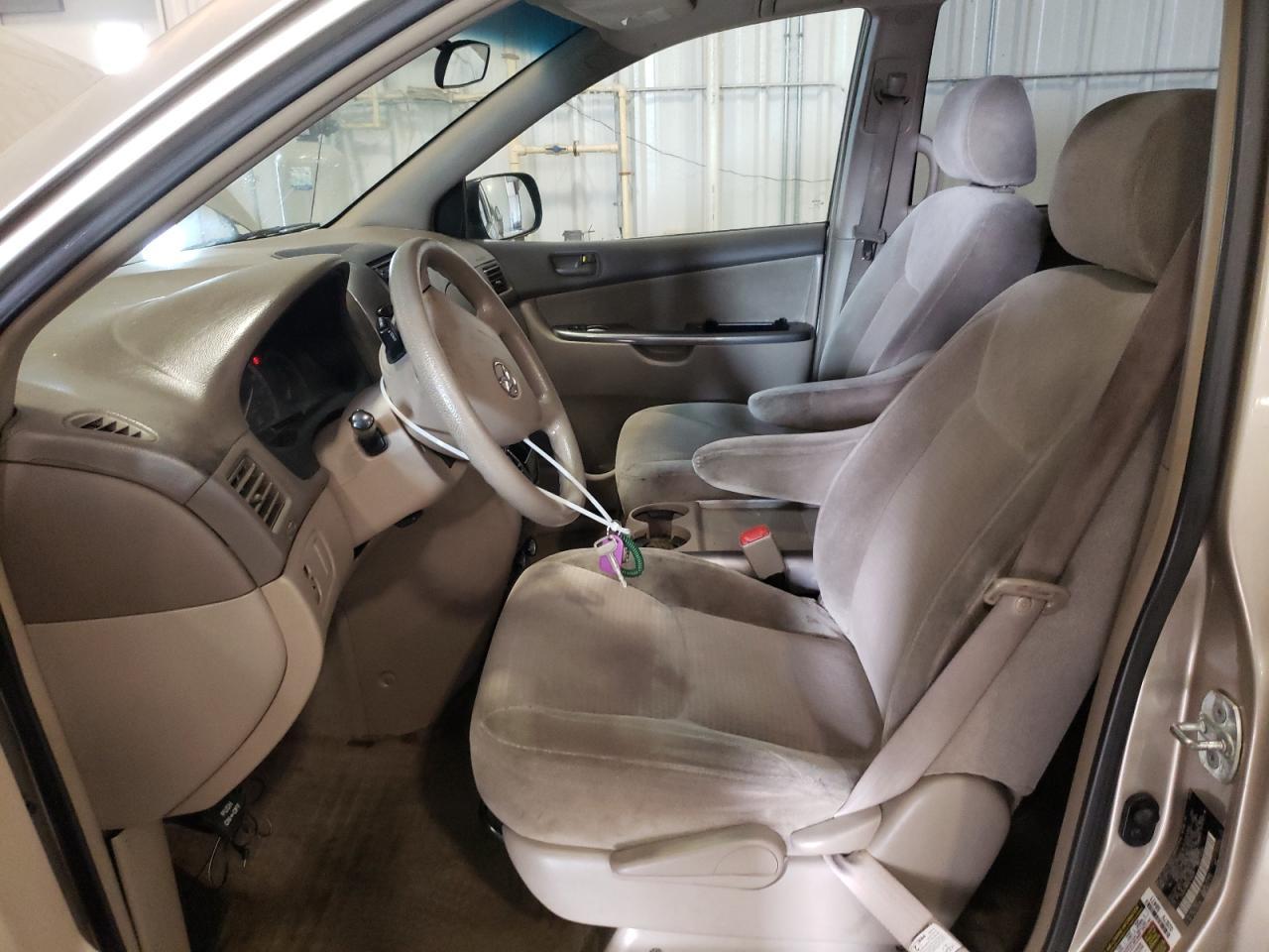 2008 TOYOTA SIENNA