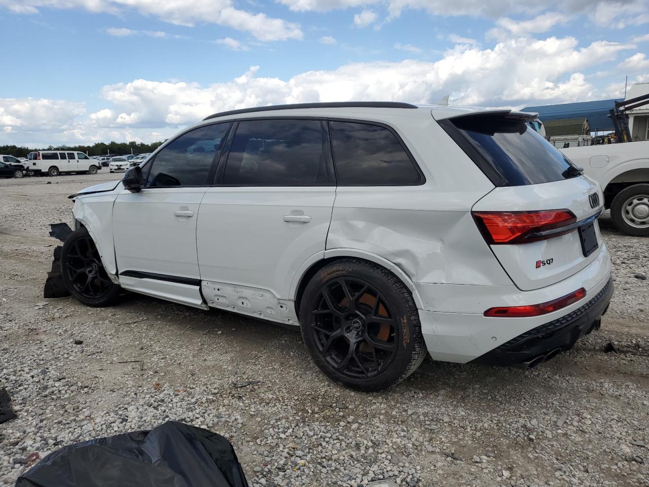 2025 AUDI SQ7