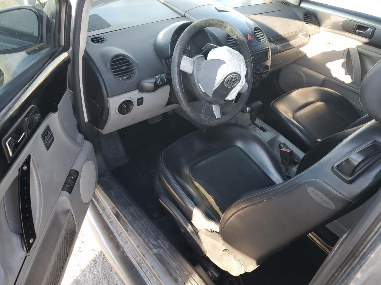 2005 VOLKSWAGEN Beetle
