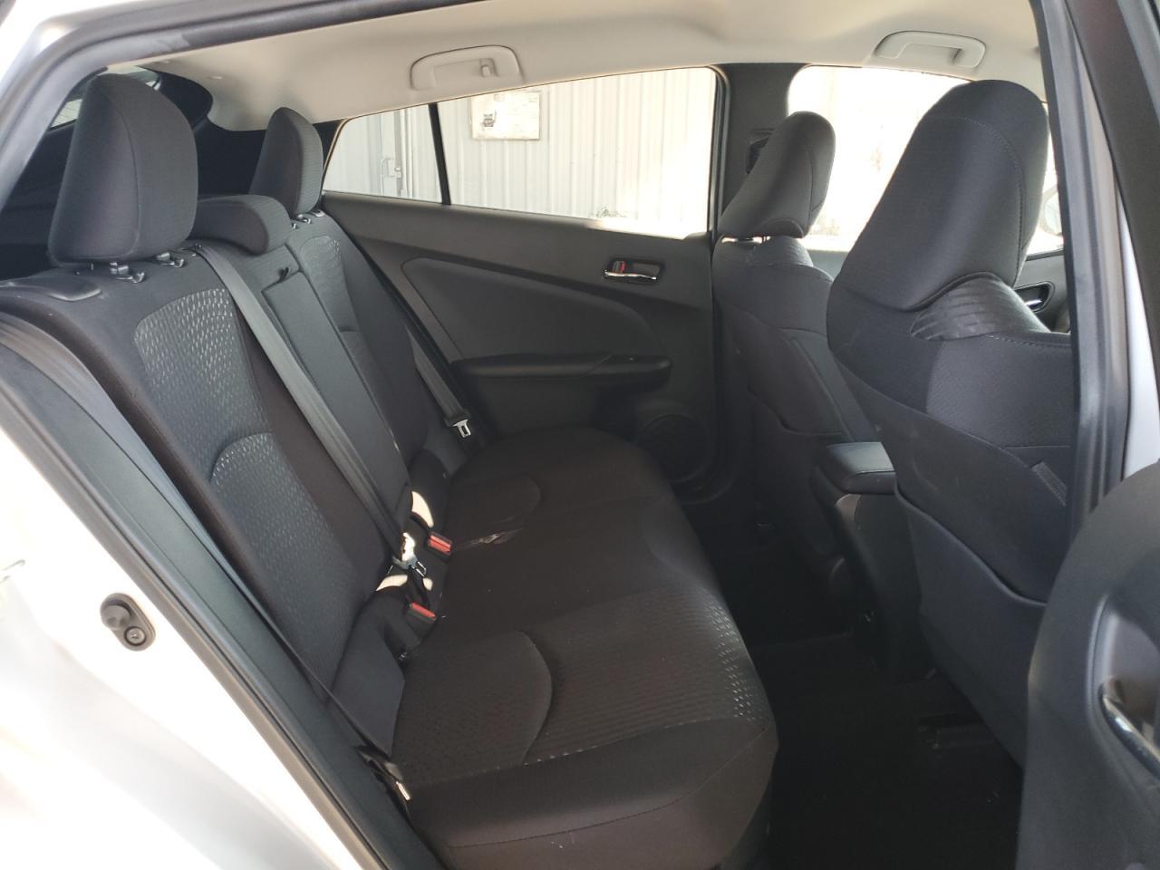 2018 TOYOTA PRIUS
