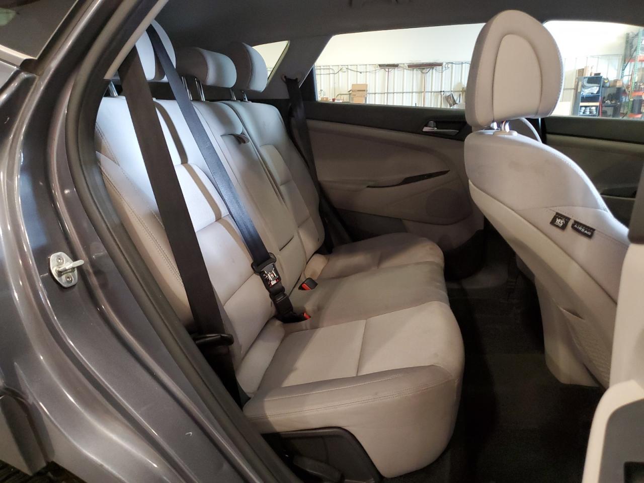 2017 HYUNDAI TUCSON