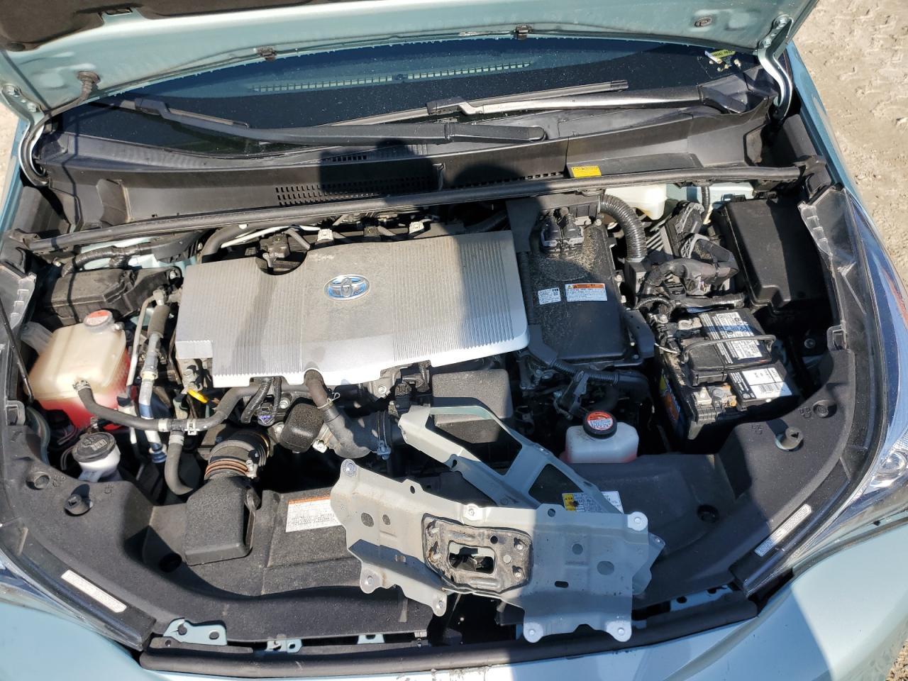 2016 TOYOTA PRIUS