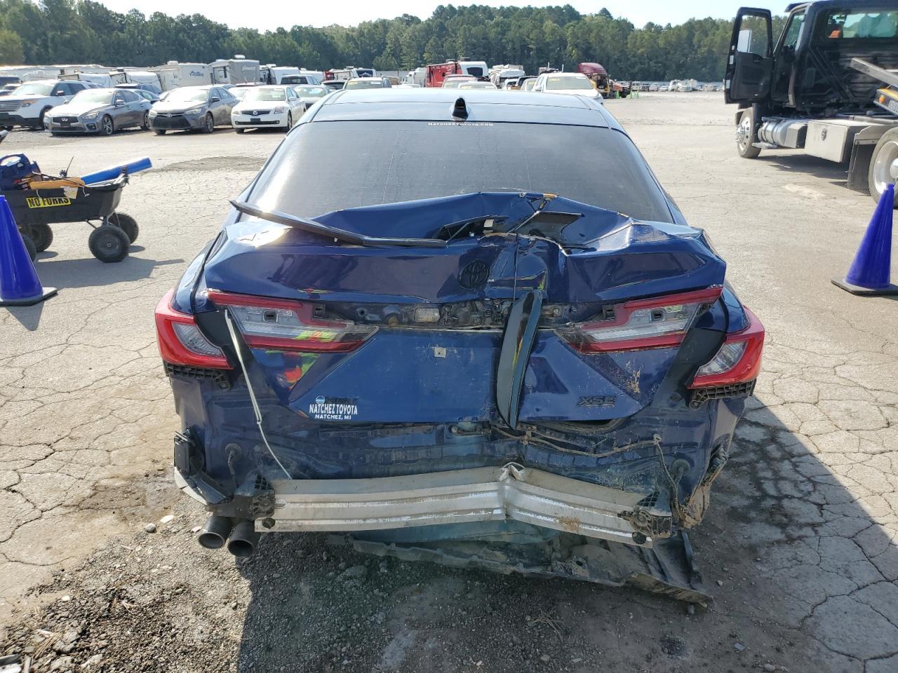 2025 TOYOTA CAMRY