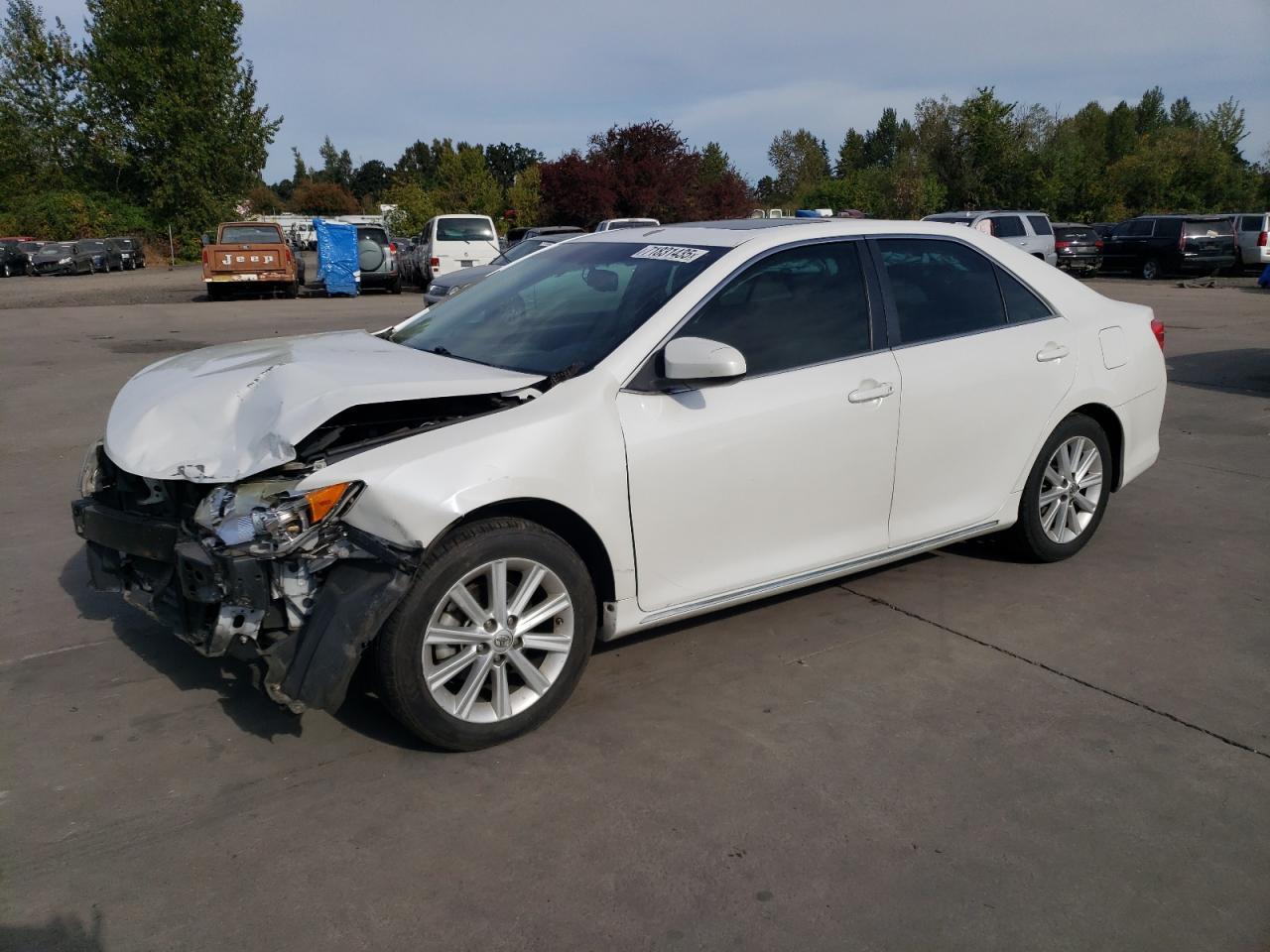 2014 TOYOTA CAMRY