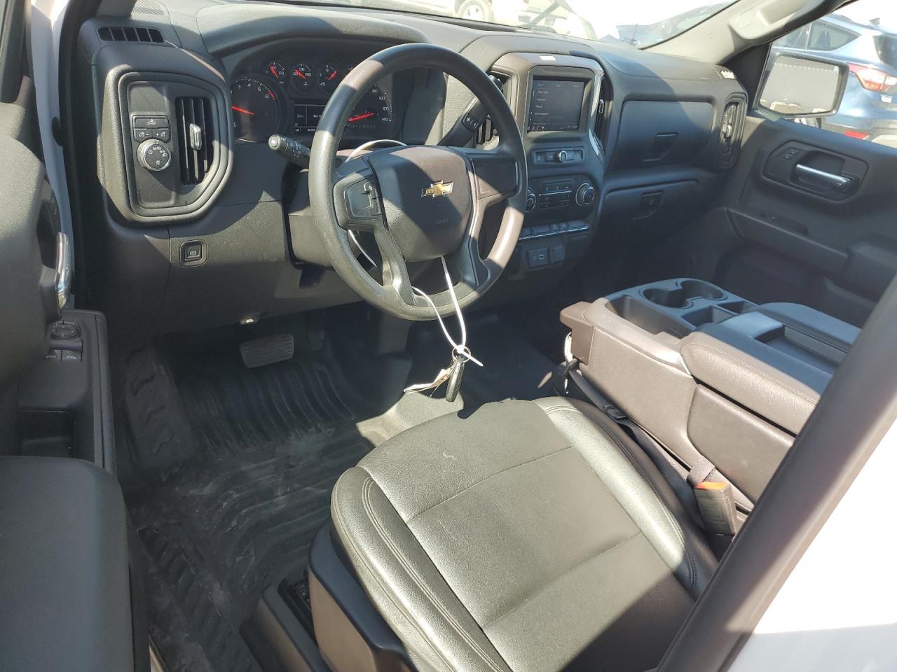 2023 CHEVROLET Silverado