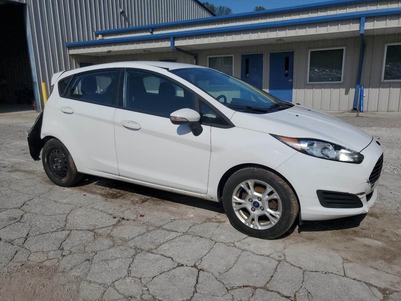 2014 FORD Fiesta