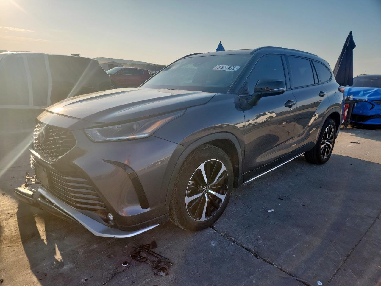 2022 TOYOTA HIGHLANDER