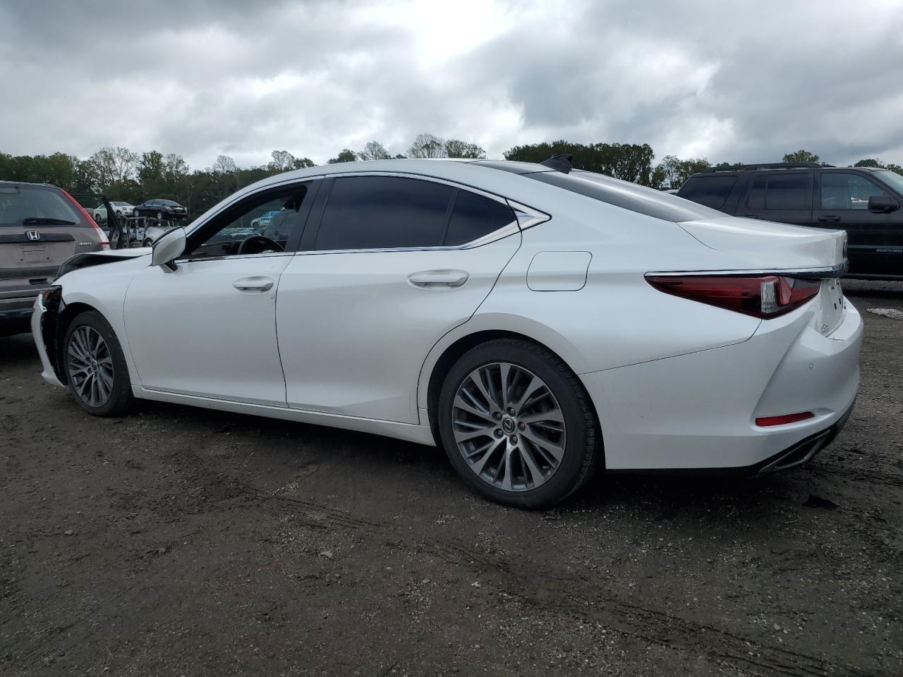 2019 LEXUS ES 350